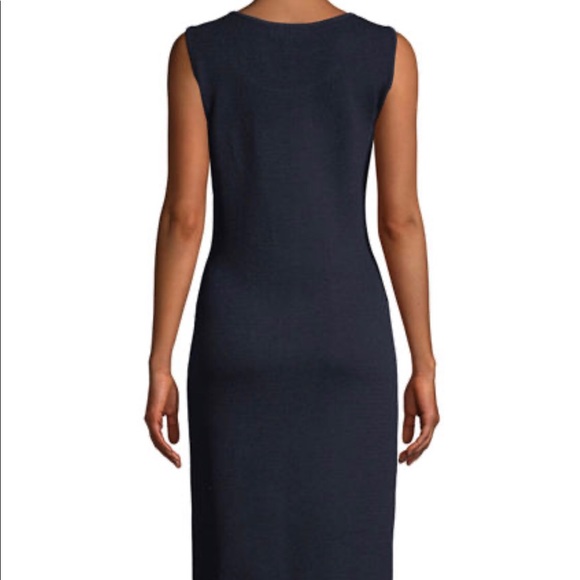 St. John Collection, Santana Knit - Picture 4 of 5